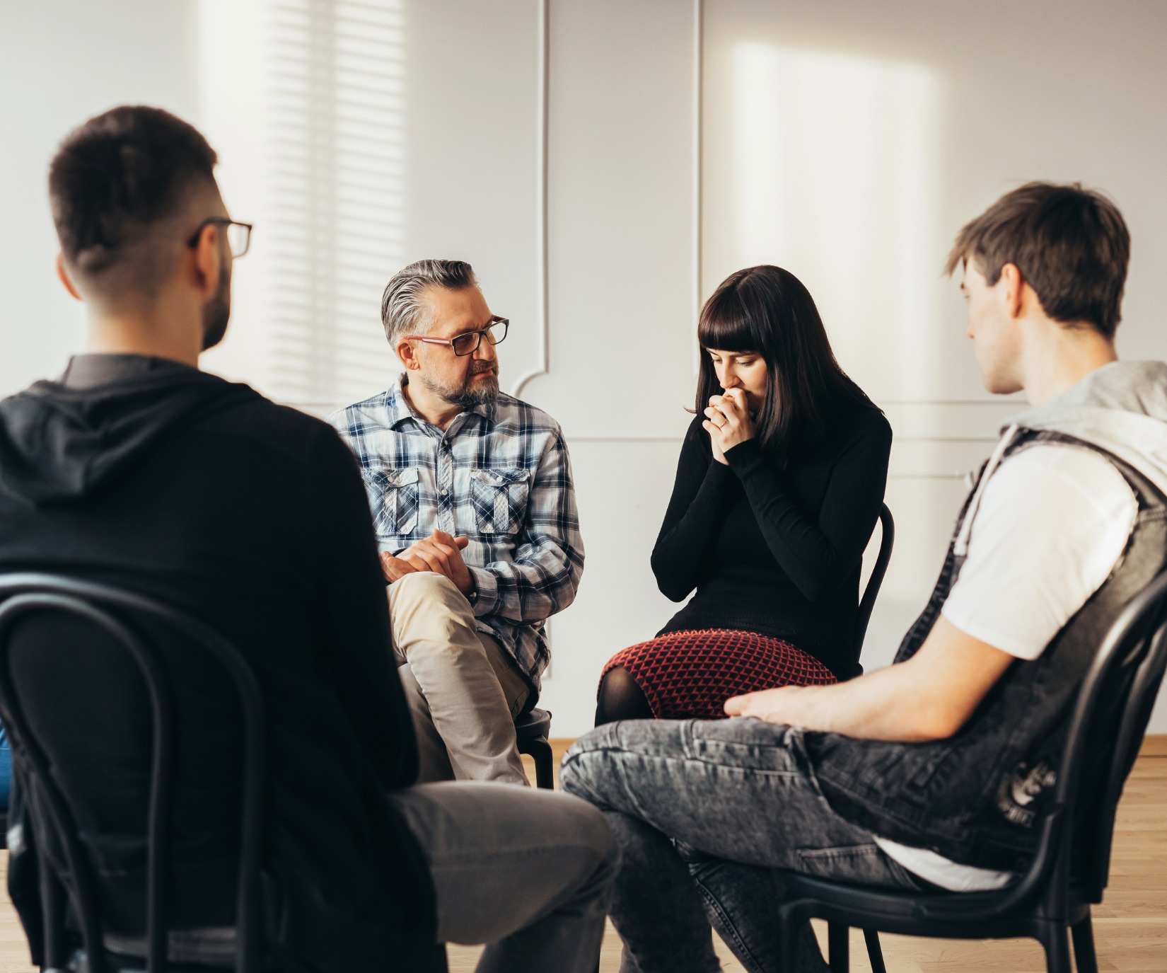 Addiction Group Therapy in Mississippi People having a conversation during an addiction group therapy in Mississippi.