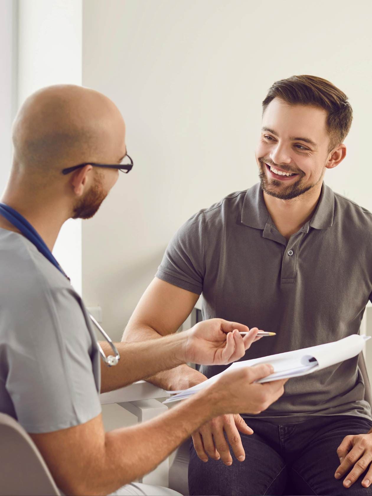 Man getting support through detox programs in Mississippi.