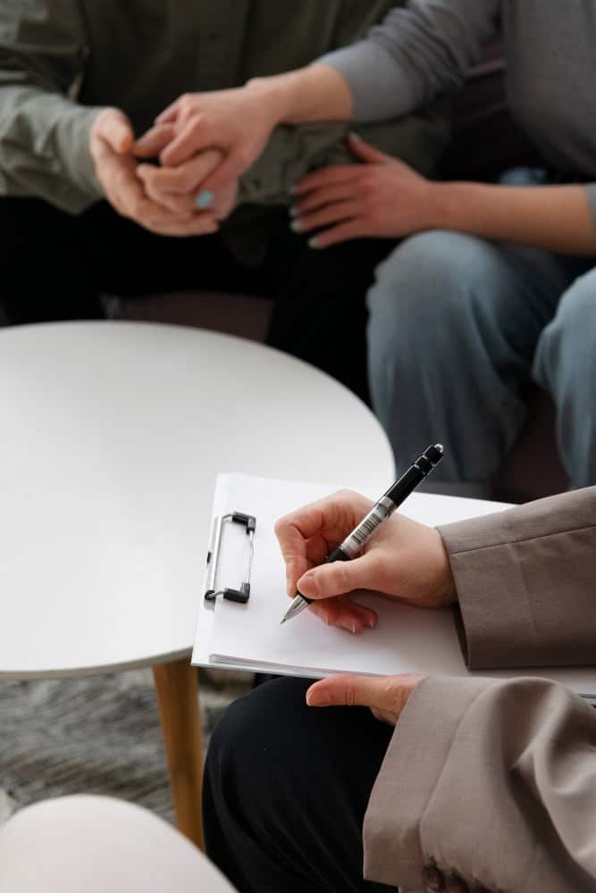Couple participating in family therapy during Ambien addiction treatment in Mississippi program